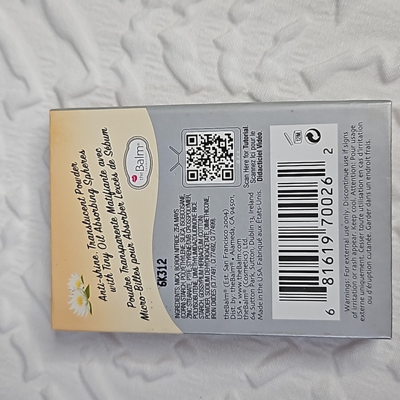 SEXY MAMA ANTI-SHINE TRANSLUCENT POWDER .25 oz The Balm - Picture 2 of 6